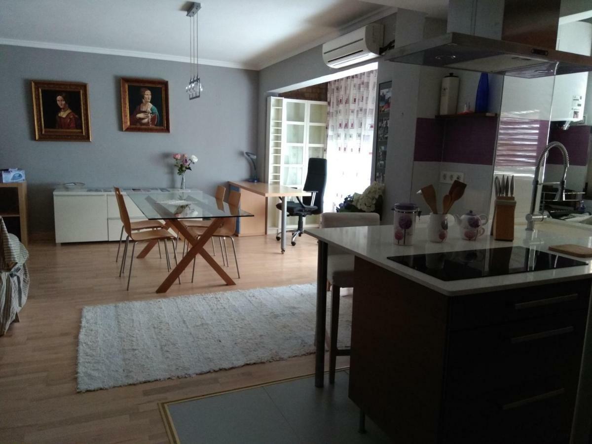Apartament บาเลนเซีย ภายนอก รูปภาพ